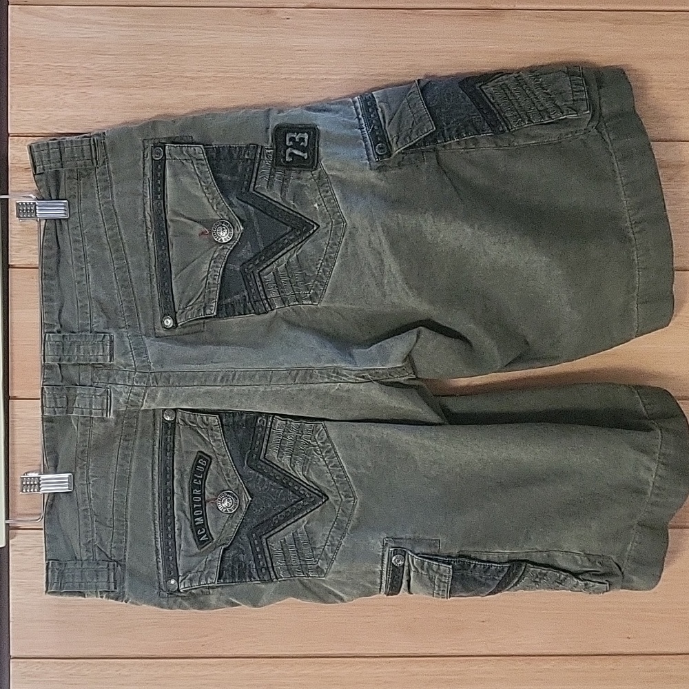 MENS Olive Affliction Cargo Shorts Size 32
